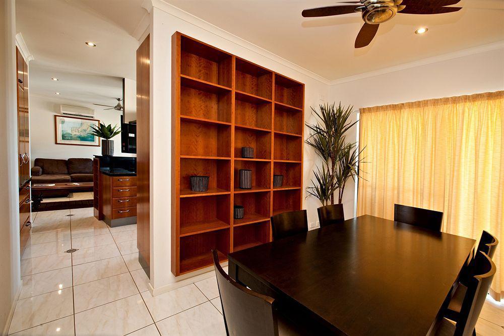 Aparthotel At Waterfront Whitsunday Retreat - Adults Only Airlie Beach Exterior foto